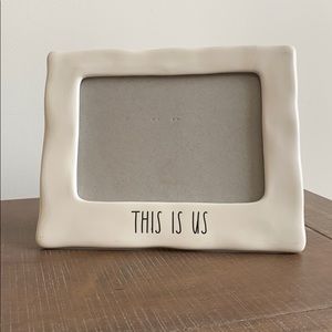 Rae Dunn “THIS IS US” Photo Frame EUC